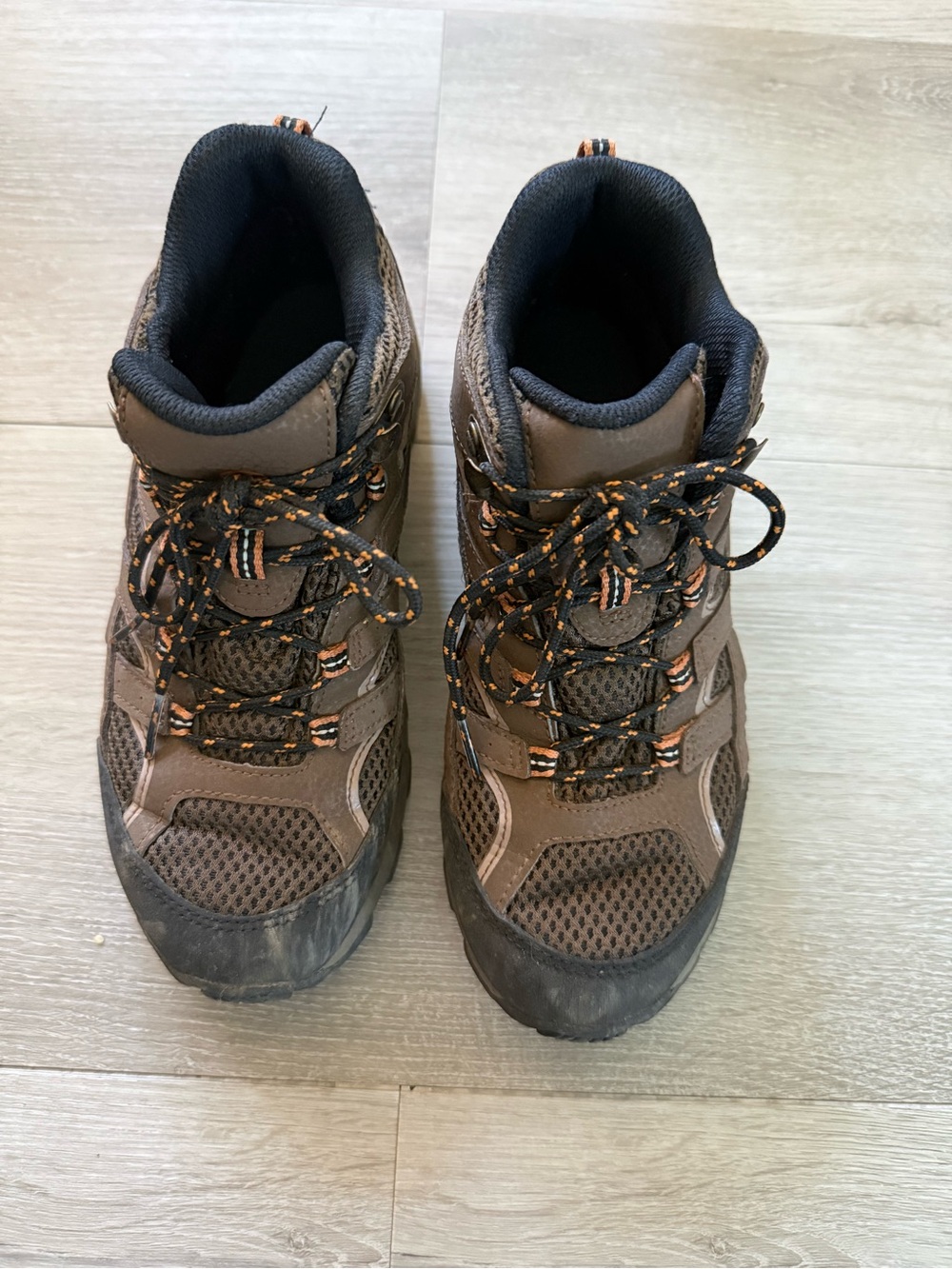 Women's Merrell Moab Mid Hiking Boots - Size US 5W / EU 36